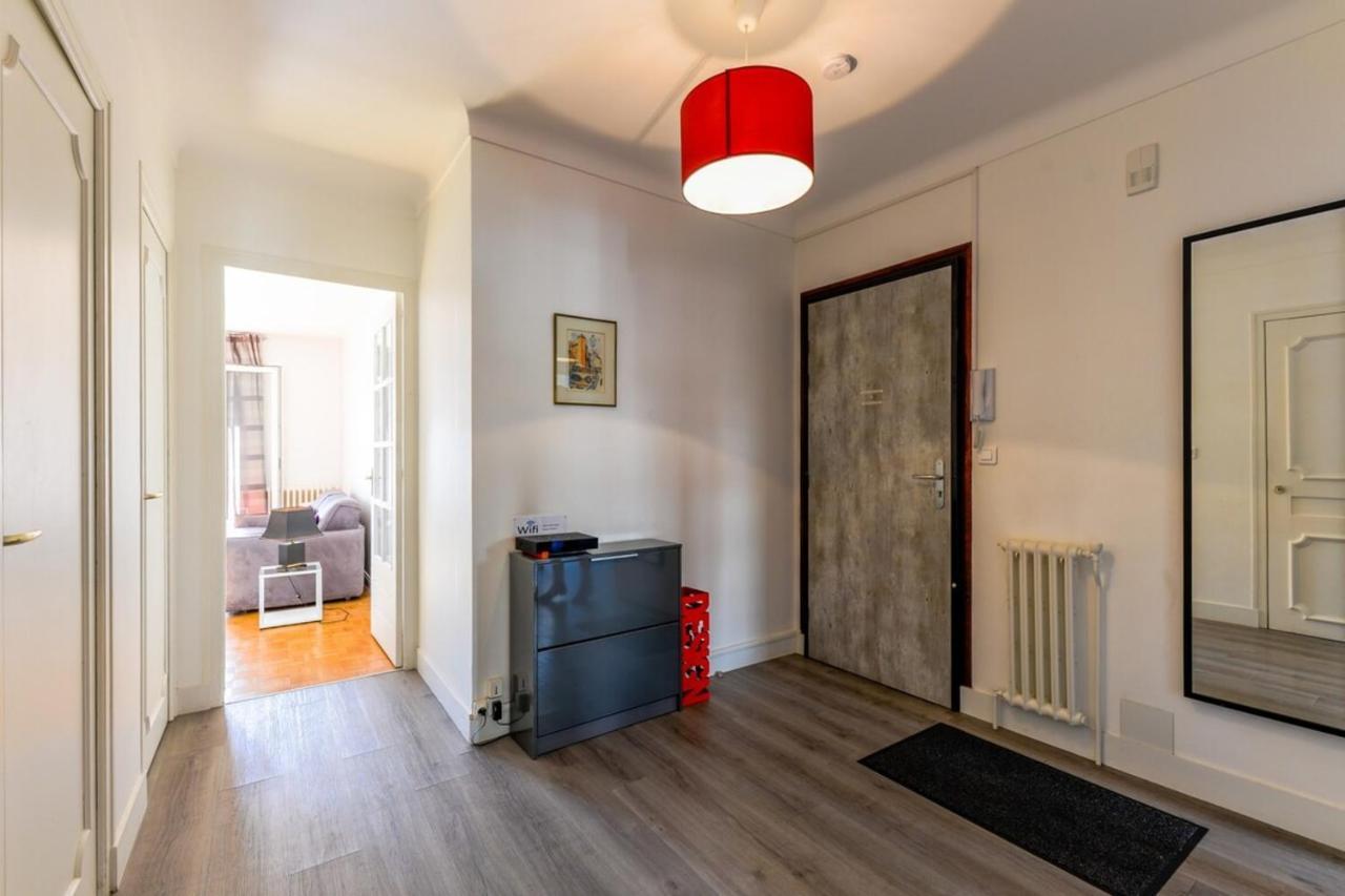 Furnished Apartment For 4 People In The City Center Annecy Esterno foto